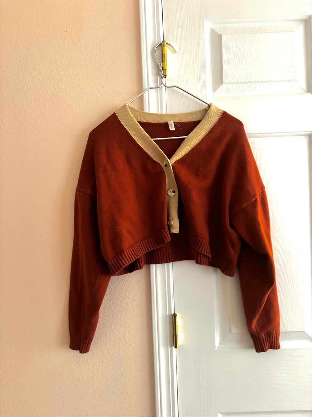 Cropped Rust V-Neck Button Cardigan with Cream Trim S